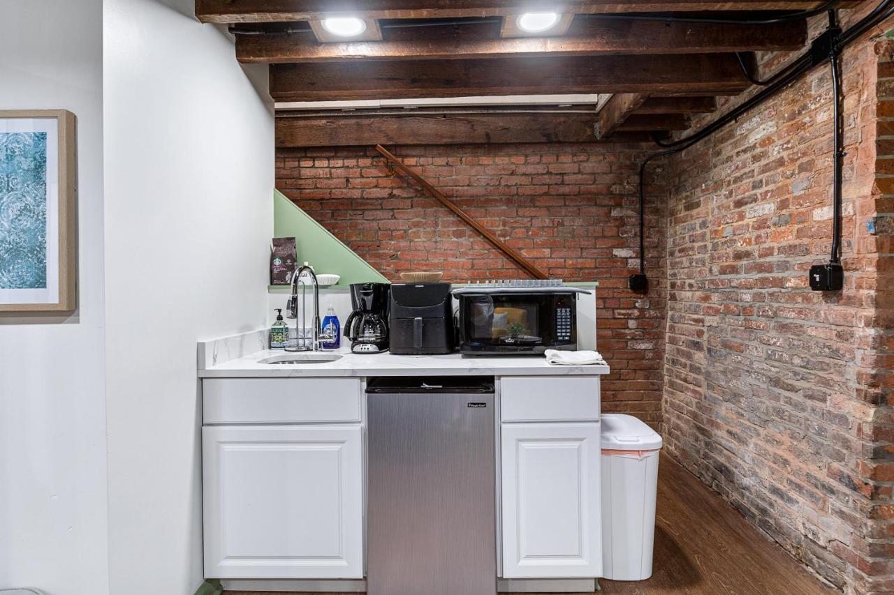Private Loft Carriage House Walk Score 95 อเล็กซานเดรีย ภายนอก รูปภาพ