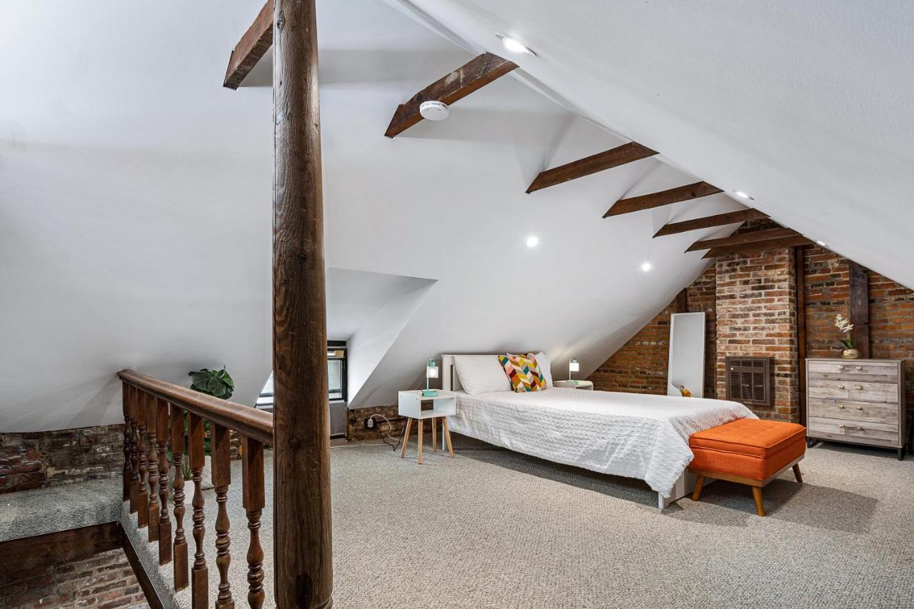 Private Loft Carriage House Walk Score 95 อเล็กซานเดรีย ภายนอก รูปภาพ