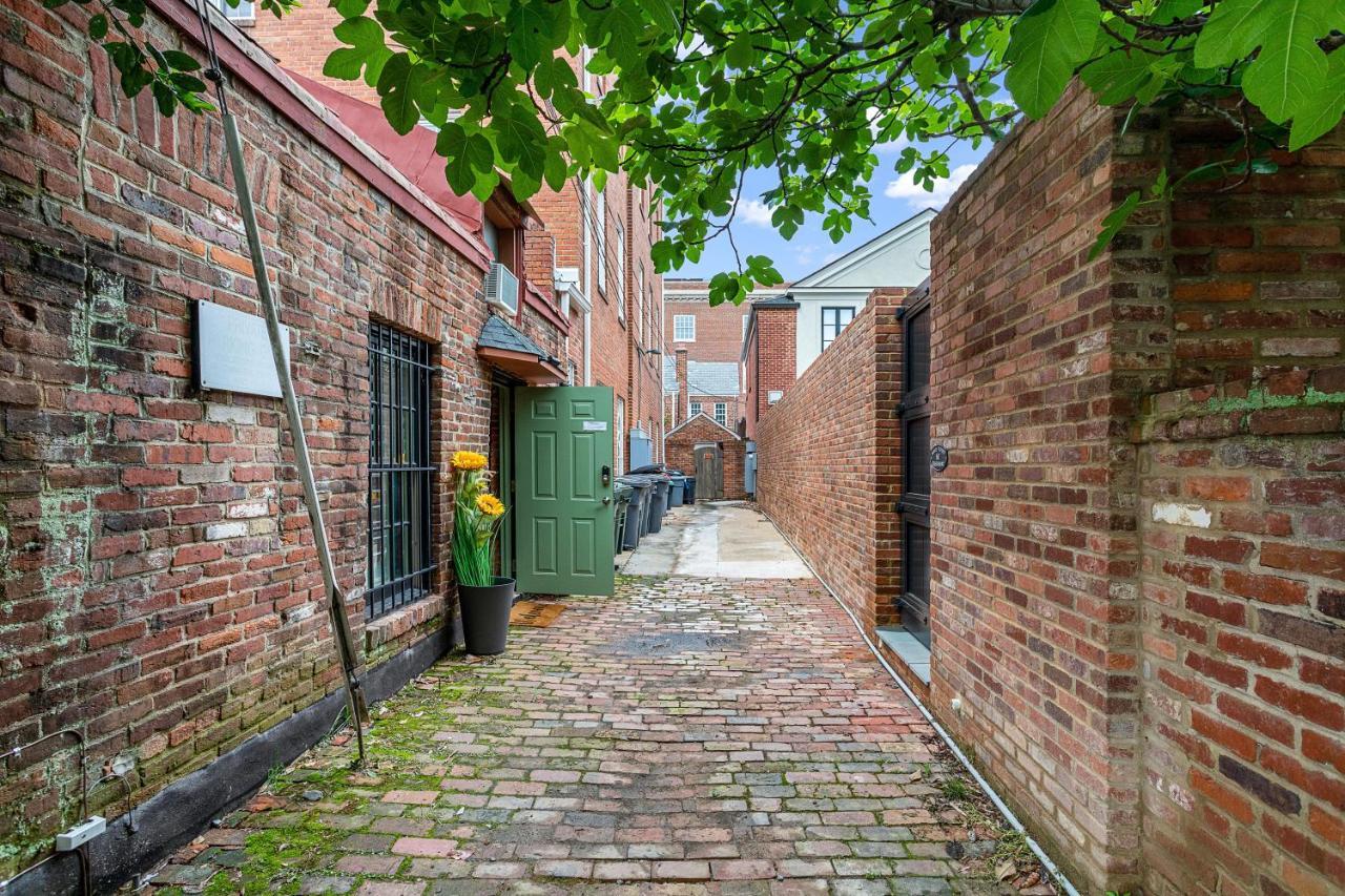 Private Loft Carriage House Walk Score 95 อเล็กซานเดรีย ภายนอก รูปภาพ